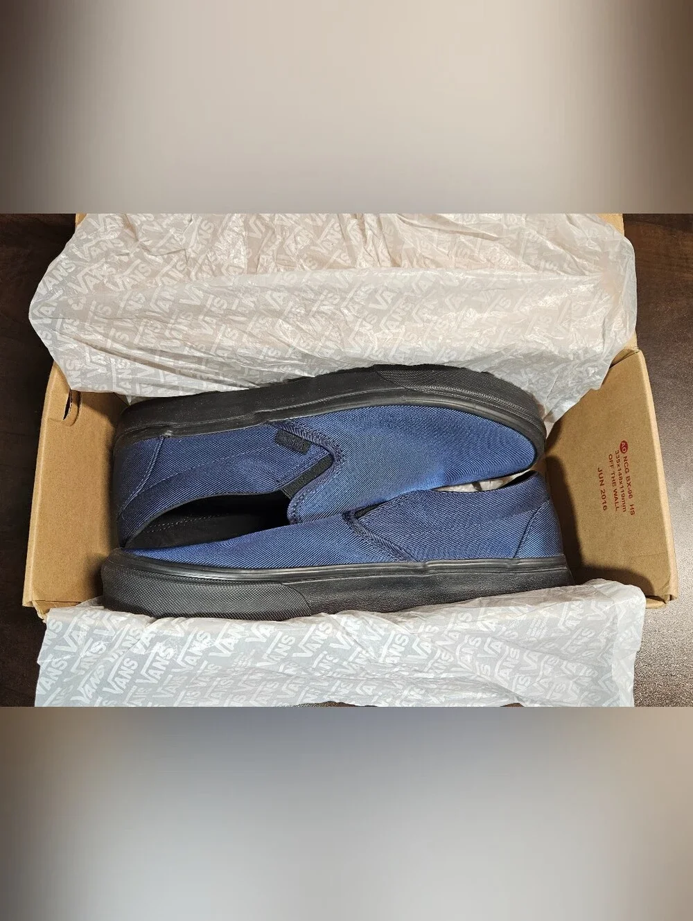 M10 Vans Off The Wall Classic Slip On Metallic Twill Dress Blue Black
